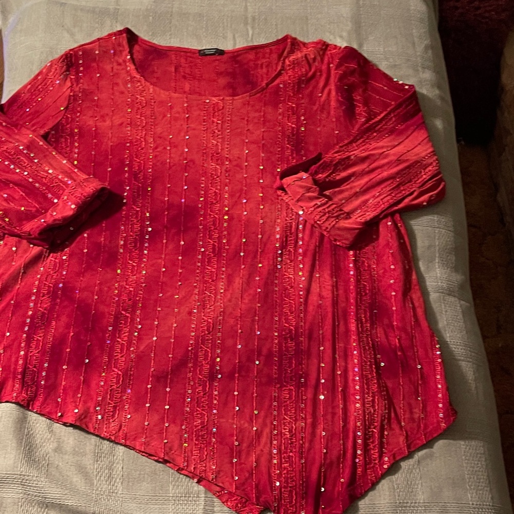 Cocomo Elegant Red Tunic with Textured Detail